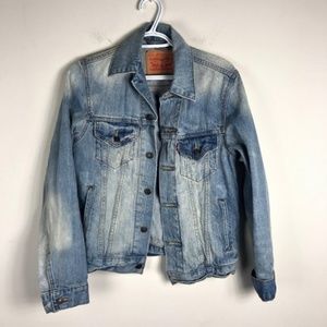 Levis Distressed Light Wash Jean Jacket XS